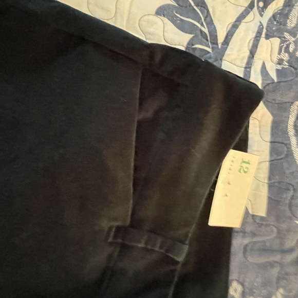 Velvet green pants with pockets. Brand new - Picture 6 of 10